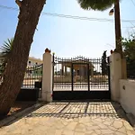 My Greek Oasis Λουτράκι